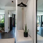 La Casa Nel